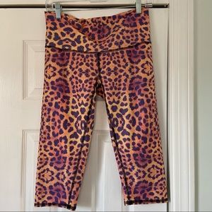 Gifted 🎁 Teeki Crop Leggings